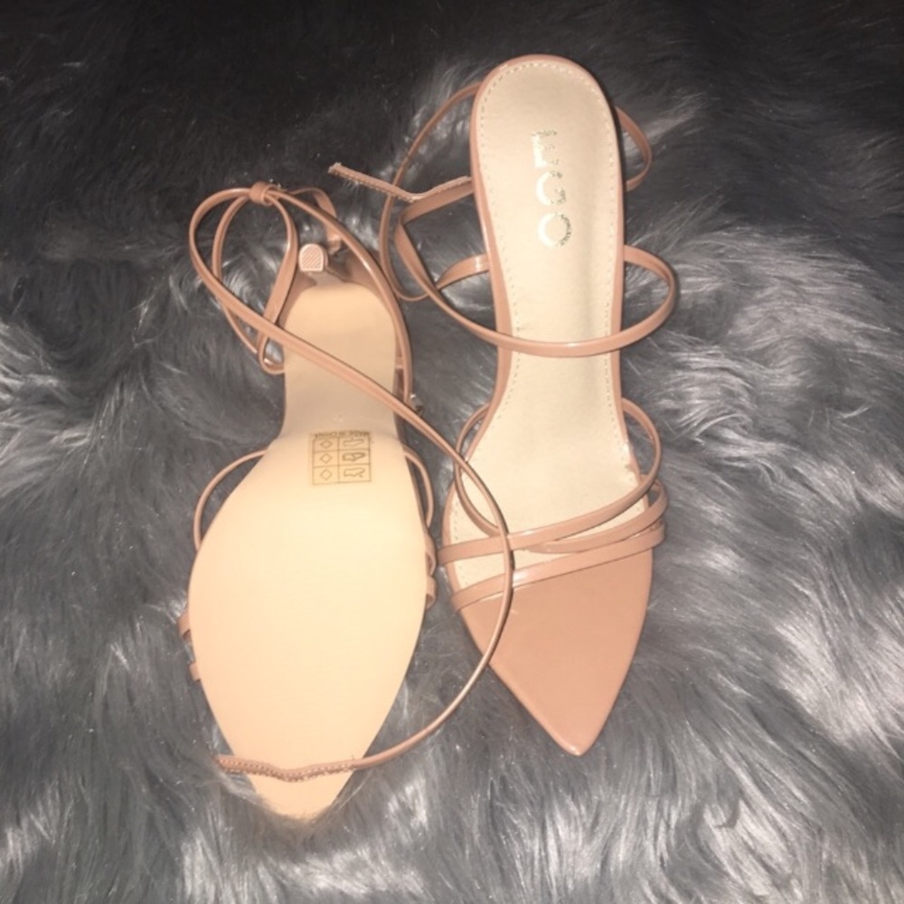 Brown-Nude/ Yellow pointed heels